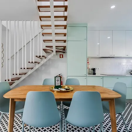 Minty House بيت للعطل سيتوبال