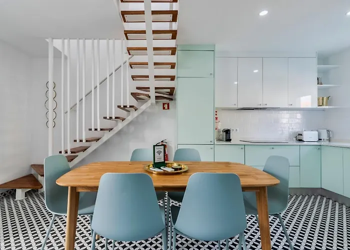 Minty House Tatil Evi Setúbal